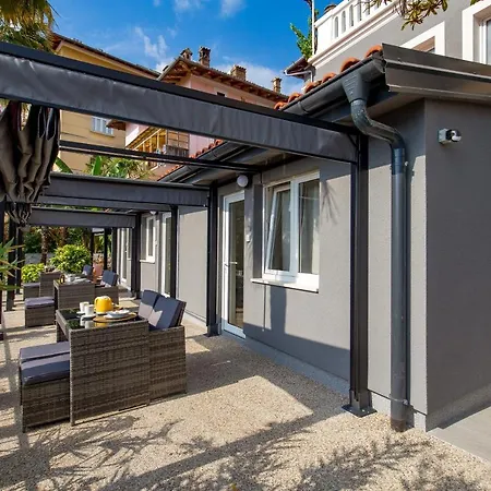 Clara Apartman