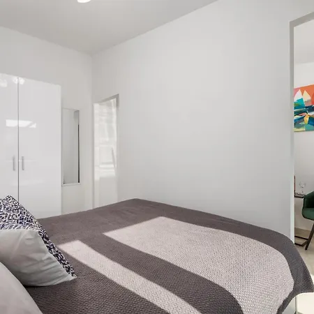 Apartman Clara *
