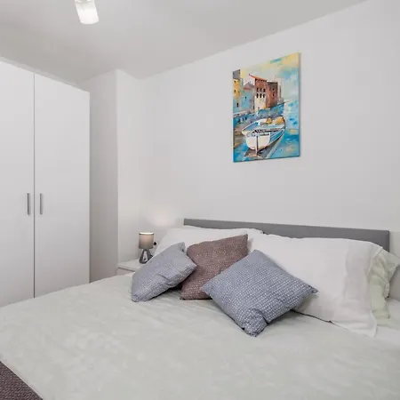 Clara Apartman